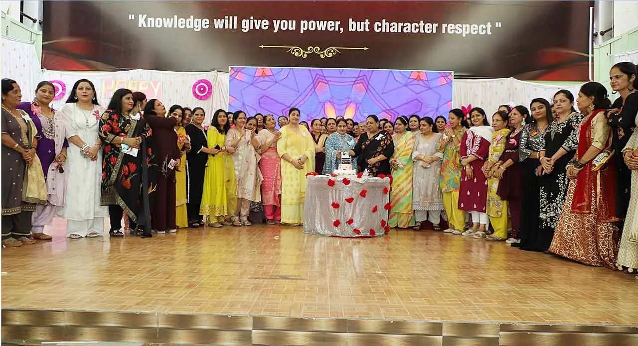 शाह सतनाम जी गर्ल्स स्कूल-कॉलेज एवं बॉयज कॉलेज में मनाया अध्यापक दिवस