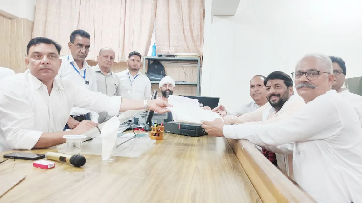 Haryana Election : चुनावी समर में जोर अजमाईश के लिए निकले सियासी योद्धा! इन उम्मीदवारों ने भरा नामांतन पत्र