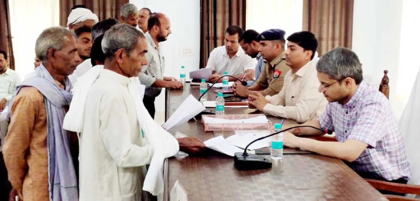 समस्या के समाधान को न भटकने पाए फरियादी: जिलाधिकारी