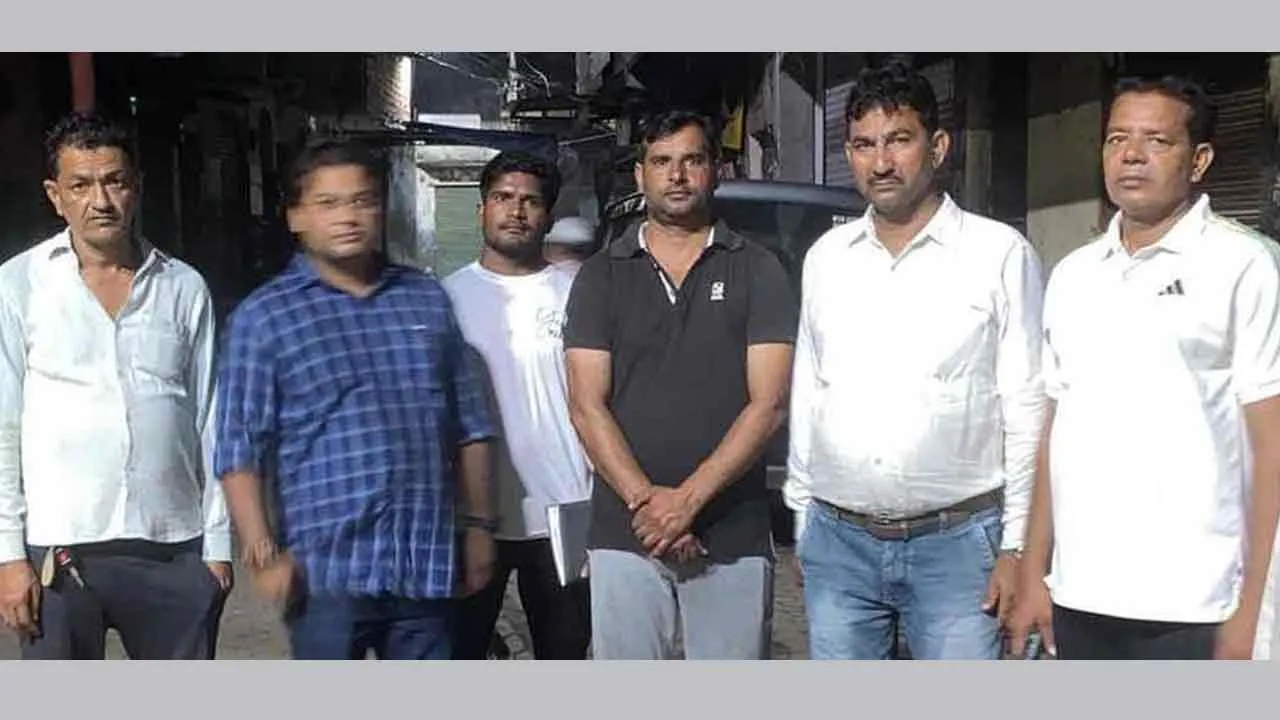 मॉर्निंग रेड में 16 घरों में पकड़ी बिजली चोरी, हड़कंप