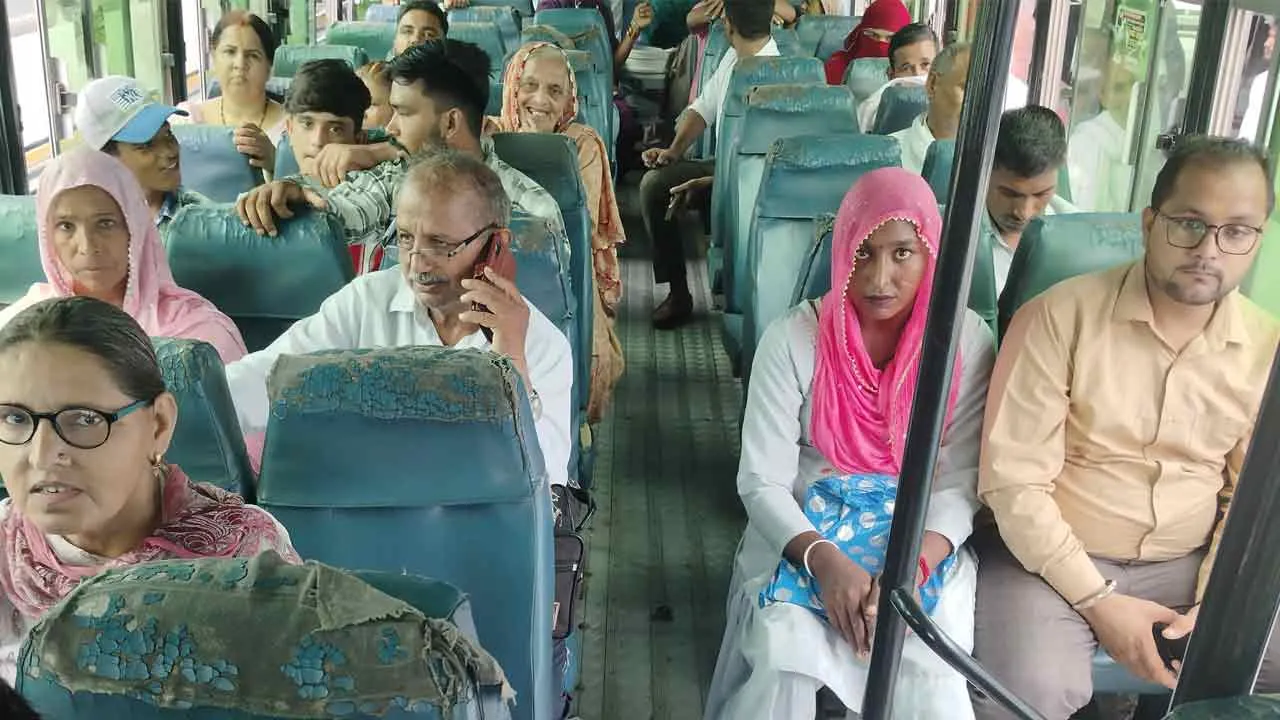जब नरवाना से कैथल जा रही बस में बन गया चुनावी माहौल