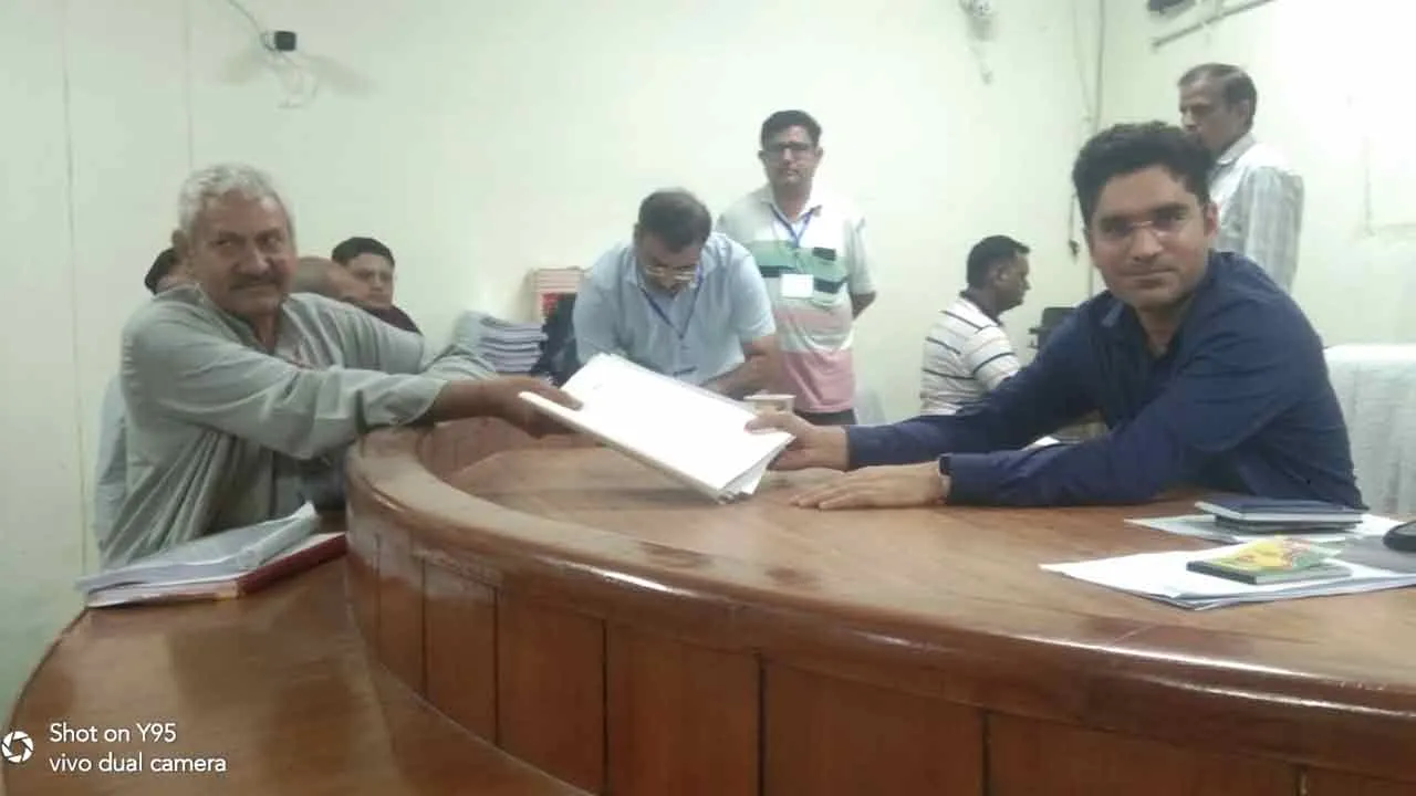सोनीपत विधानसभा से रमेश खत्री ने किया नामांकन