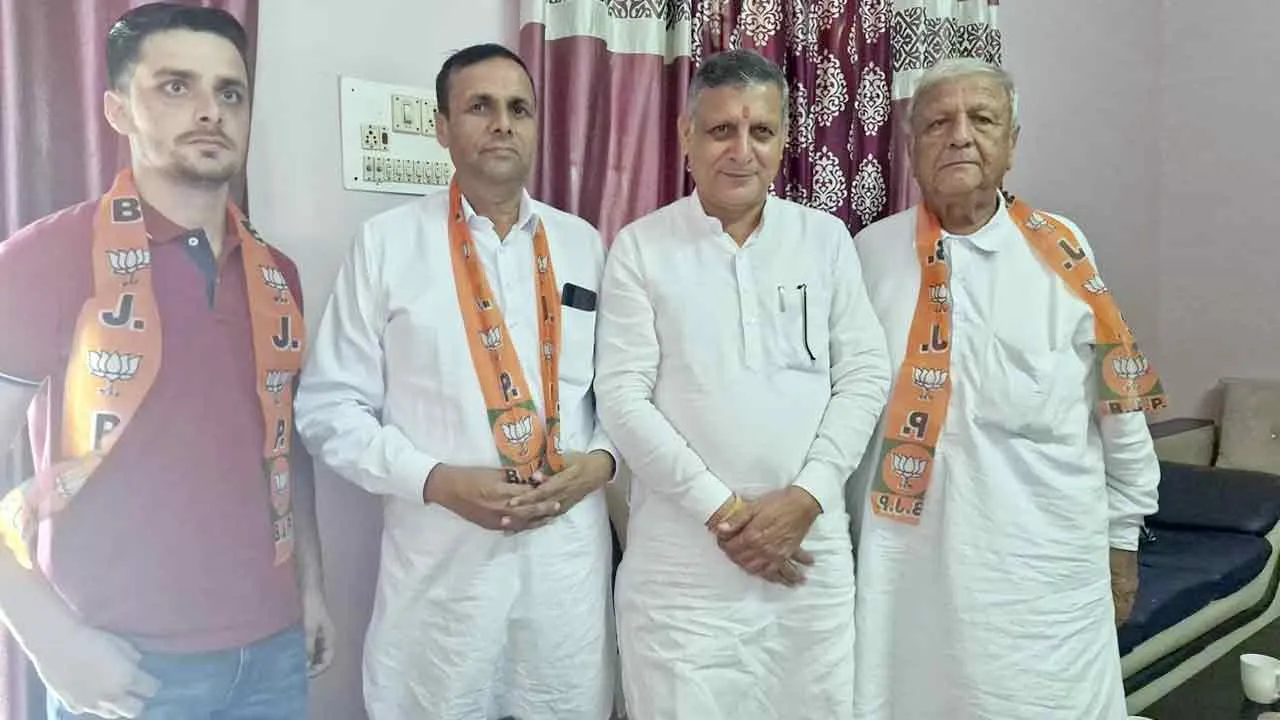 जगाधरी विधानसभा क्षेत्र में भाजपा के कंवरपाल गुर्जर ने विपक्षी राजनीतिक पार्टियों को दिया जोरदार झटका, सैंकड़ों लोग हुए भाजपा में शामिल