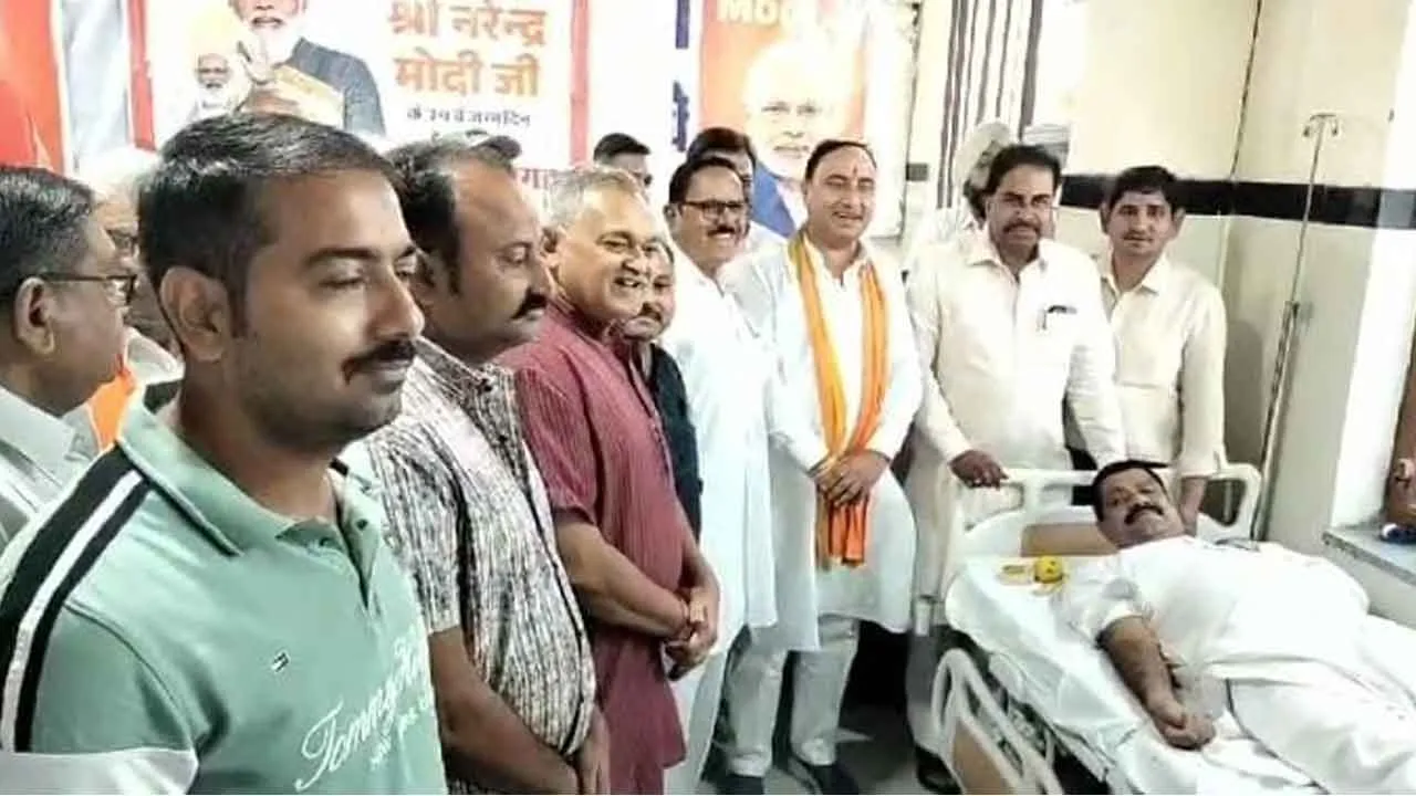 Blood Donation Camp: भाजपा ने रक्तदान कर मनाया प्रधानमंत्री का जन्मदिन