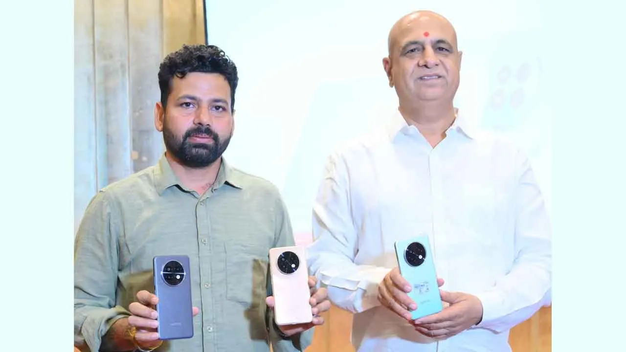 Realme 13 5G: स्मार्टफोन के क्षेत्र में हलचल मचाने आ रहा रियलमी 13 सीरीज का 5 जी स्मार्टफोन!