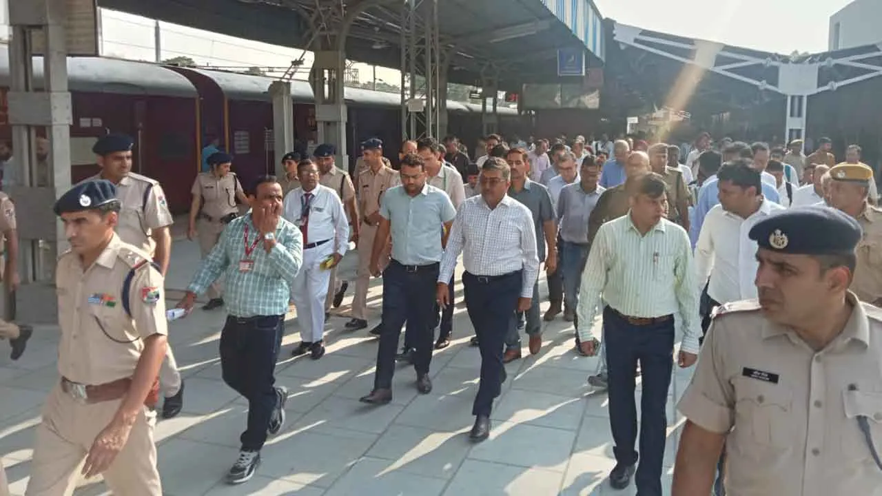 Amrit Bharat Station Scheme: अमृत भारत स्टेशन निर्माण में सेफ्टी पर विशेष फोकस : अमिताभ