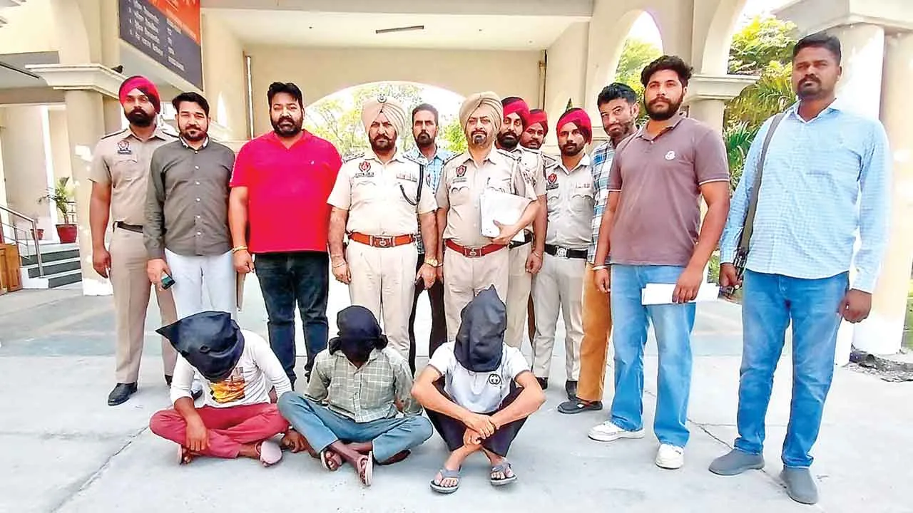 सीआईए-2 की टीम ने 3 नशा तस्करों को हैरोइन सहित किया गिरफ्तार