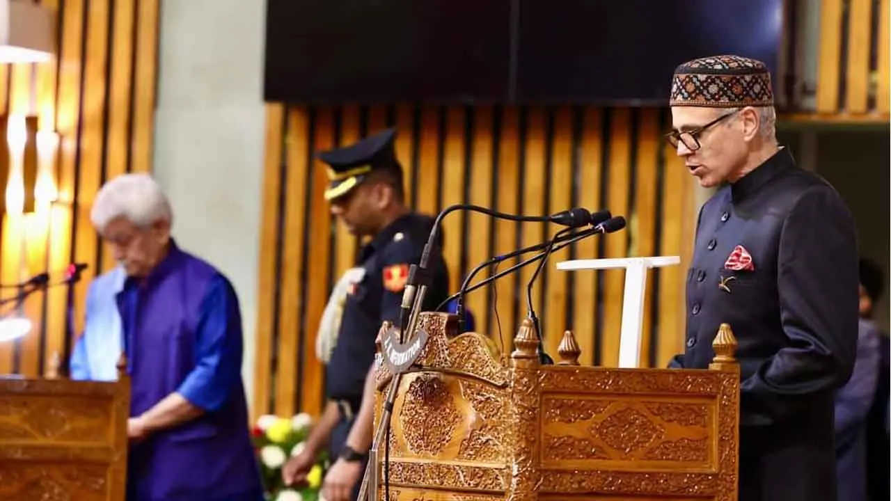 Omar Abdullah takes Oath CM: केन्द्र शासित प्रदेश बनने के बाद ये नेता बने जम्मू-कश्मीर के पहले मुख्यमंत्री!