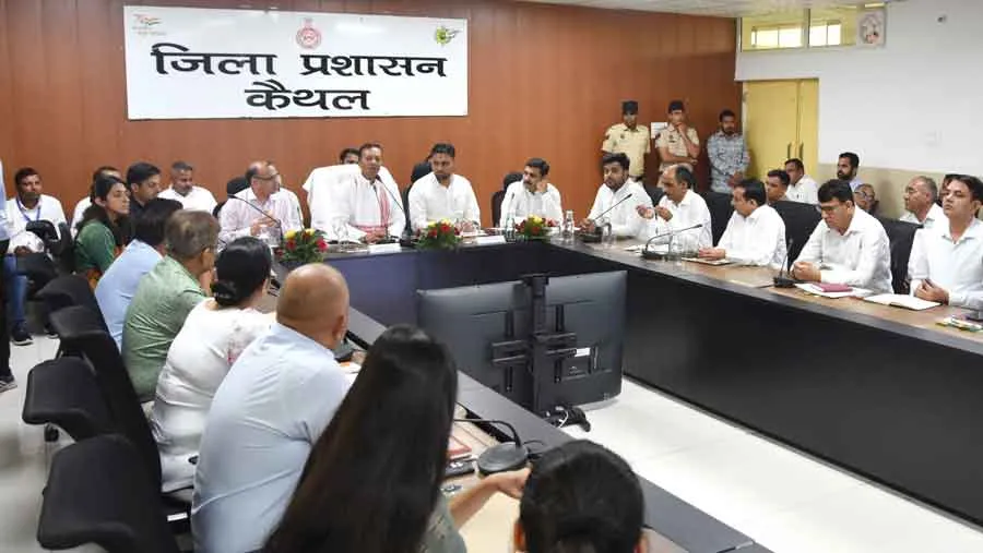 नगर परिषद के सफाई कर्मचारी उच्च अधिकारियों, वीआईपी या नेताओं की कोठियों पर सफाई करते नजर आए तो होगा सख्त एक्शन: सांसद नवीन जिंदल