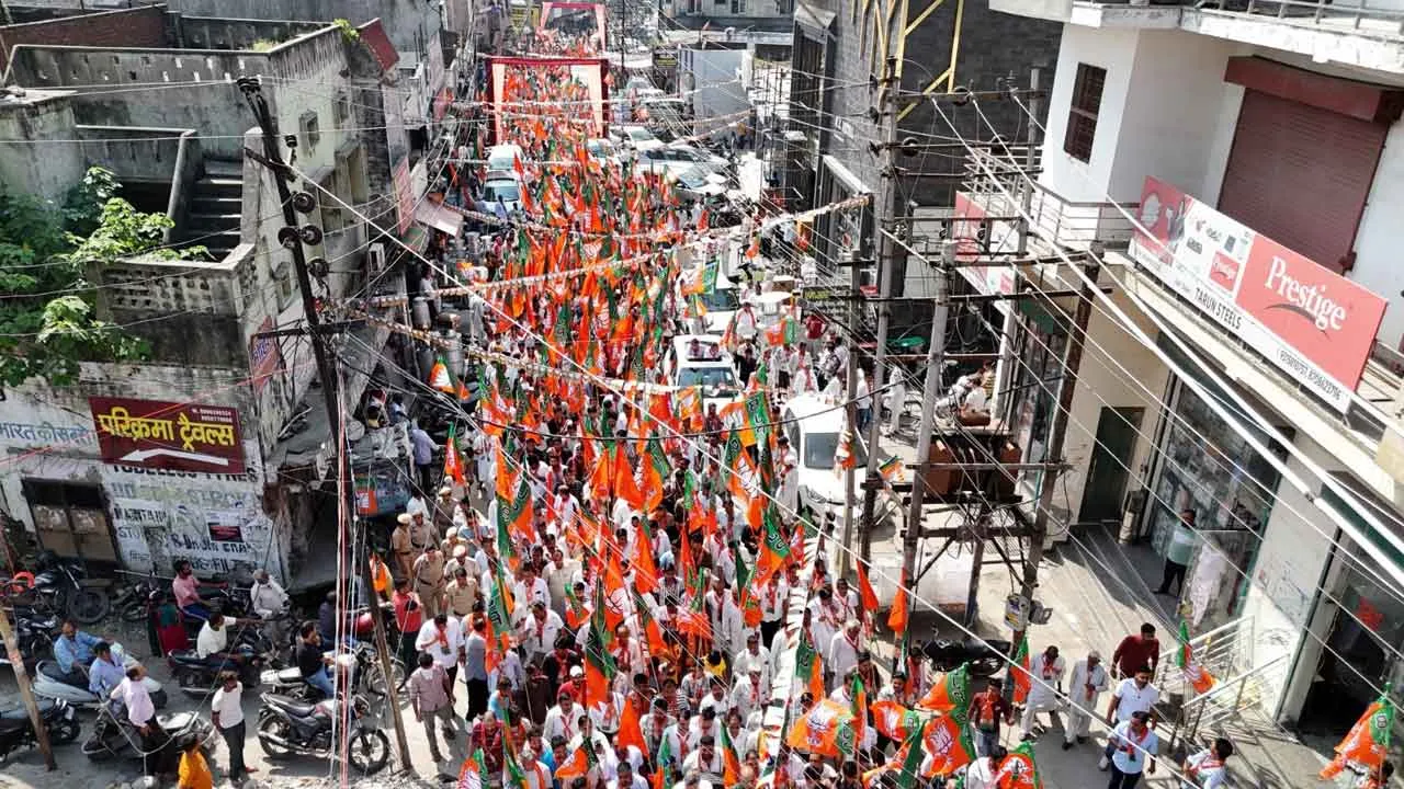 भाजपा उम्मीदवार कंवरपाल गुर्जर के जगाधरी रोड शो में उमड़ा हजारों का जनसैलाब, जगाधरी शहर हुआ भगवामय