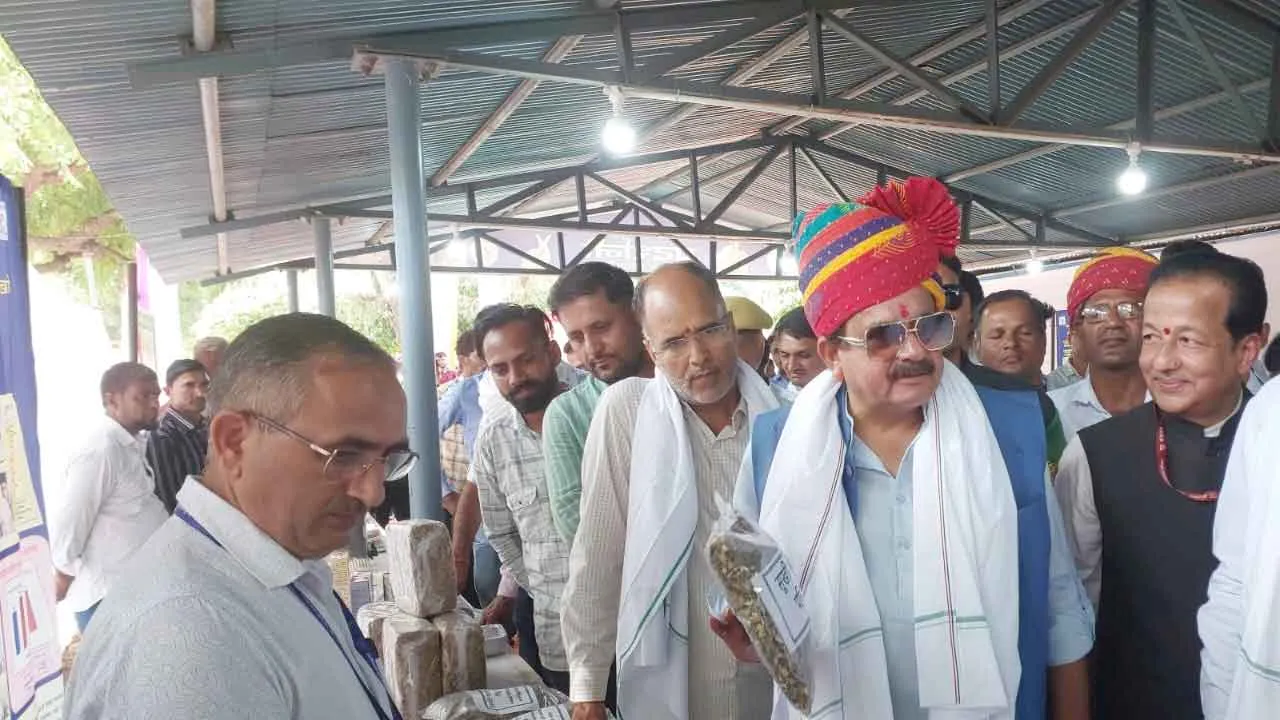 National Livestock Scheme: ”कृषि एवं पशुपालन में नवीन तकनीक अपनाने पर जोर”