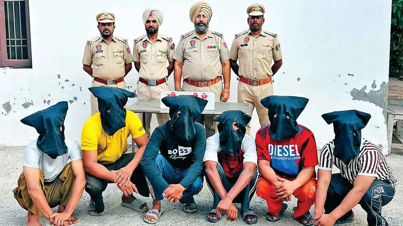 मोबाईल टॉवर से इलैक्ट्रोनिक्स डिवाईस चोरी करने वाले 6 आरोपी गिरफ्तार