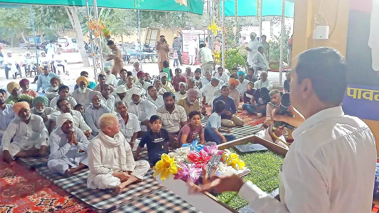 रोड़ी में युवाओं को पूज्य गुरु जी की डेप्थ मुहिम से जोड़कर नशों से बचाने की अपील!