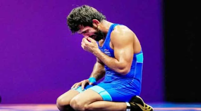 Bajrang Punia Suspended: बजरंग पूनिया अब नहीं खेल पाएंगे कुश्ती!