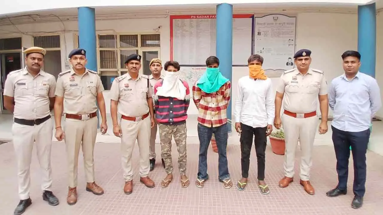 मौज मस्ती के लिए फायरिंग कर मांगी थी 20 लाख फिरौती, 3 गिरफ्तार