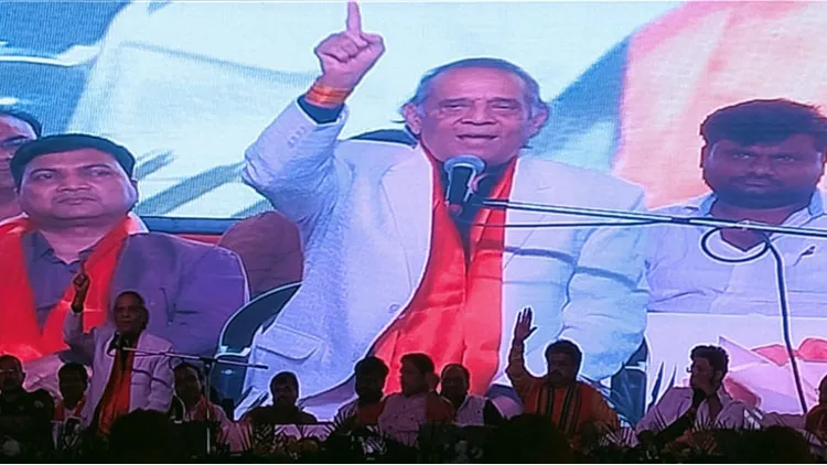 मैं डाकू को डाकू कहने की हिम्मत करने वाला हूँ….