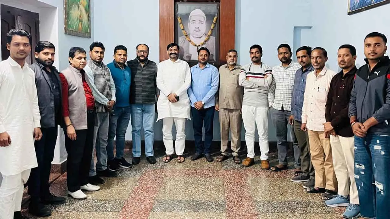 ‘समाज व राष्ट्रहित को समर्पित पत्रकारिता का लिया संकल्प’