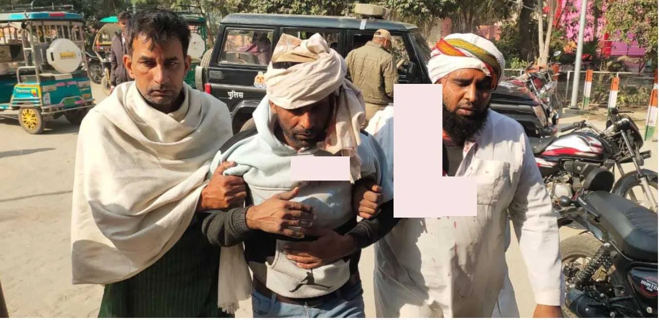 Kairana News: पंखा ठीक न करने पर इलेक्ट्रिशियन व साथी पर हमला, गम्भीर