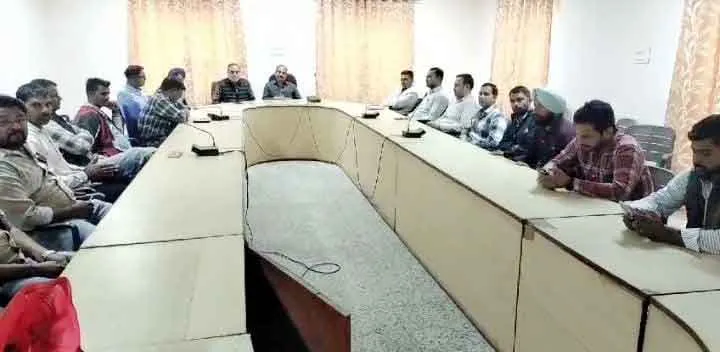 तीन दिन में कार्रवाई न होने पर हड़ताल की दी चेतावनी