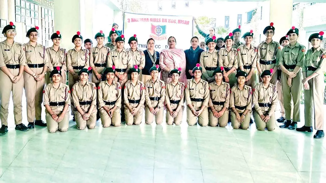 शाह सतनाम जी गर्ल्स स्कूल में मनाया एनसीसी स्थापना दिवस