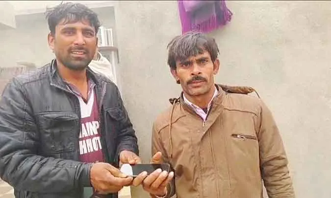 Honesty: सत्यवीर इन्सां ने दिखाया, ईमानदारी आज भी है जिंदा!