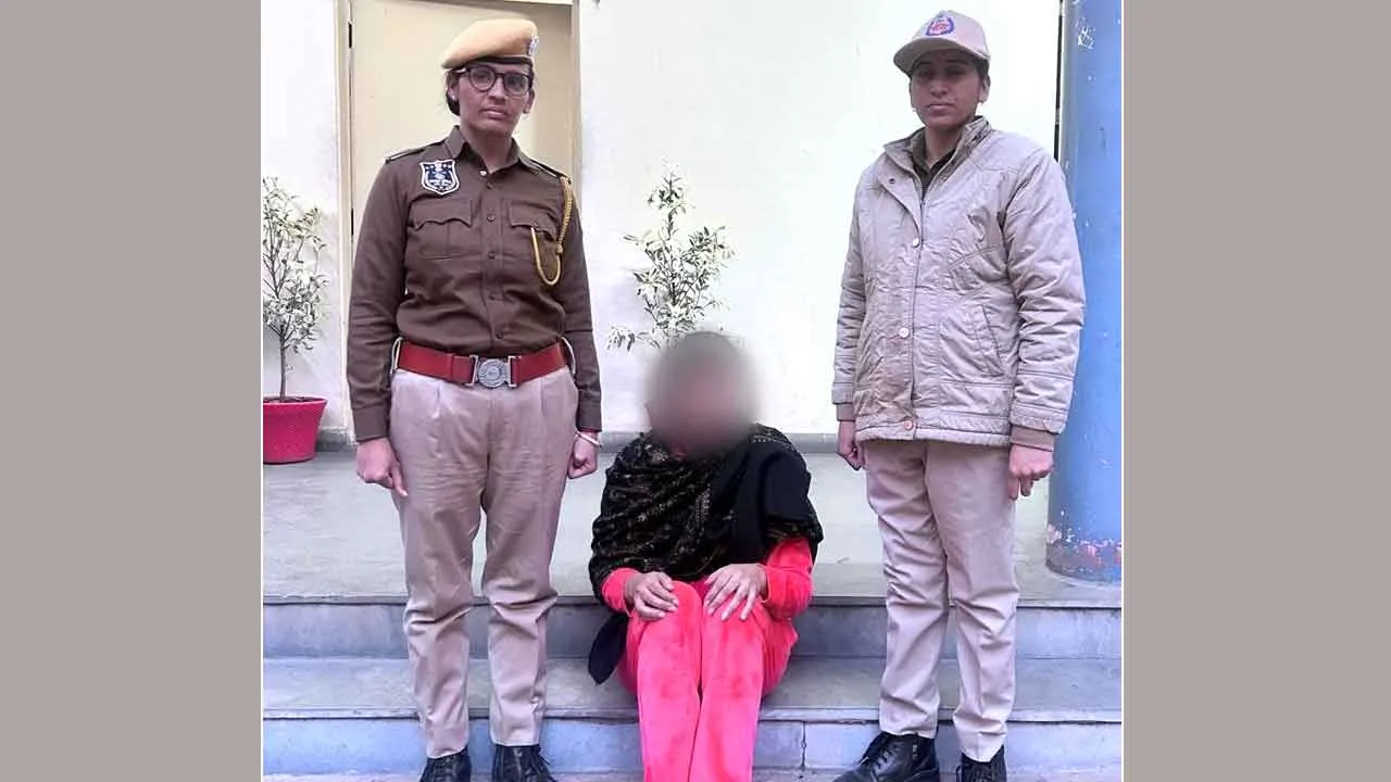 शादी कर ज्वैलर-बिजनेसमैन और इंजीनियर से वसूले 1.21 करोड़