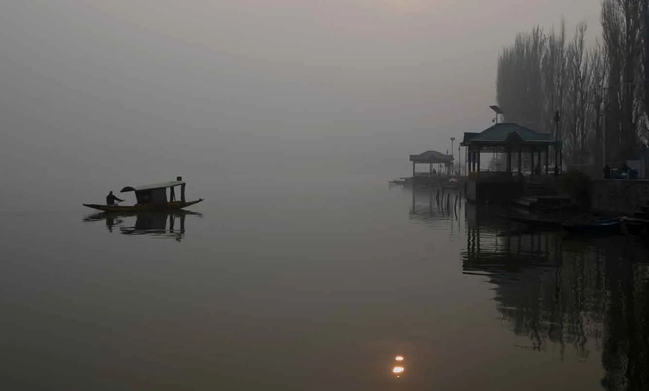 Jammu-Kashmir Weather: कसने लगी ठंड अपना शिकंजा! हो सकता है भारी हिमपात!