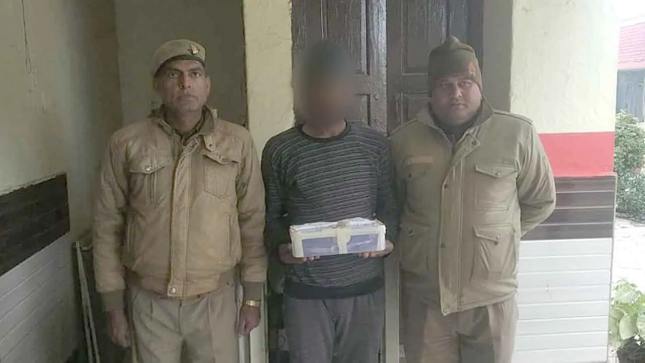 15 ग्राम स्मैक, तमंचा व जिंदा कारतूस बरामद, आरोपी दबोचा