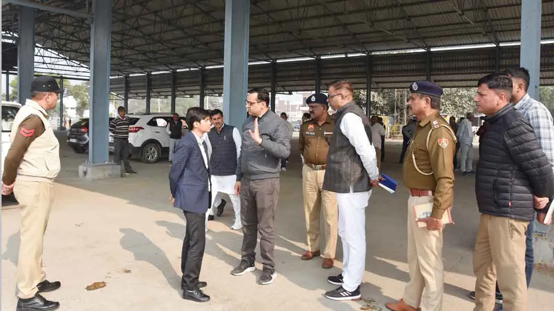 19 दिसंबर को पुंडरी आयेंगे सीएम, डीसी ने किया कार्यक्रम स्थल का दौरा