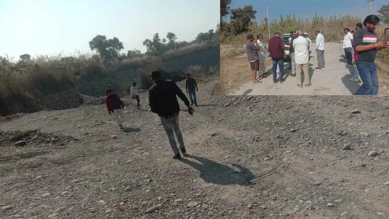 खनन विभाग में दी शिकायत पर पहुंची इंफोर्समेंट की टीम, जिस खसरा नंबर की शिकायत उसमें खनन हुआ ही नहीं