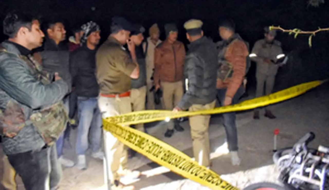 Lucknow Bank Robber Encounter: लखनऊ बैंक लूट के दो बदमाशों को पुलिस ने एनकाउंटर में किया ढेर