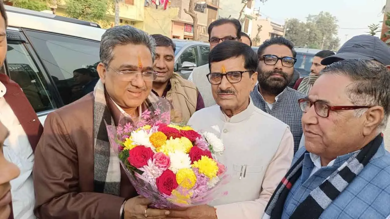 पार्टी के लिए समर्पित होकर कार्य करें कार्यकर्ता…सुनील बंसल