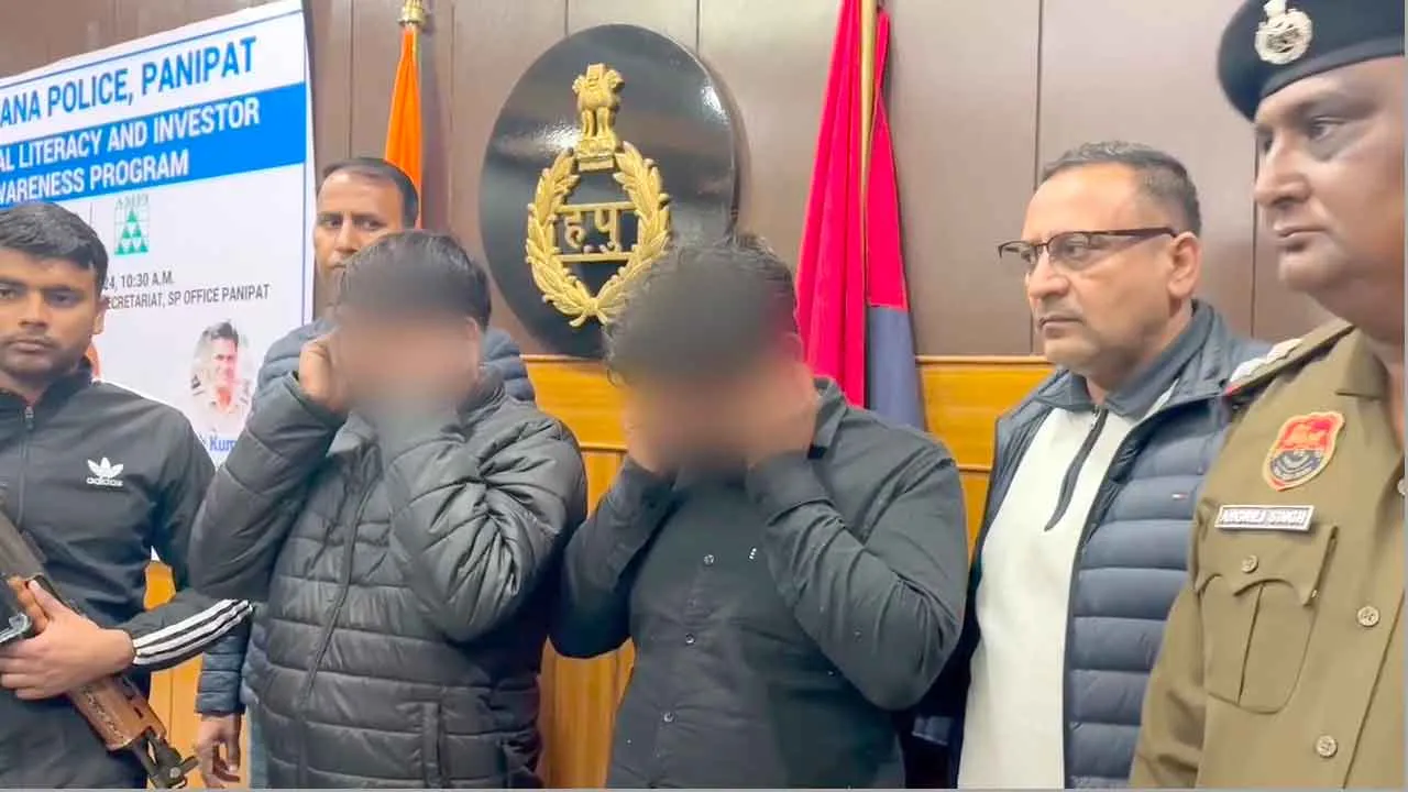 वीडियो वायरल करने की धमकी देकर मांगे 20 लाख, दो पकड़े