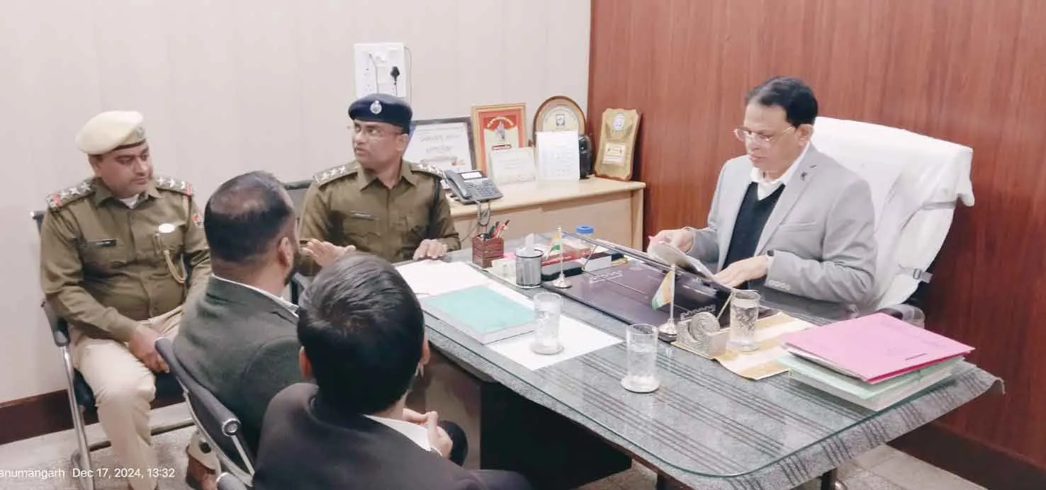 Prisoners Meeting: पात्रता जांच के लिए बंदियों से की मुलाकात