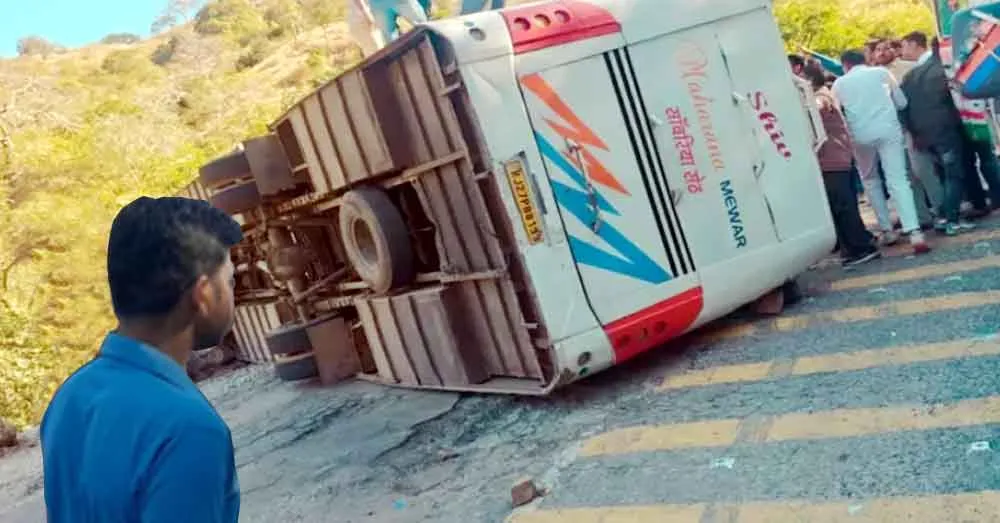 Rajasthan Road Accident: राजस्थान में हुआ स्कूली बस का दर्दनाक हादसा, 3 मासूमों की मौत