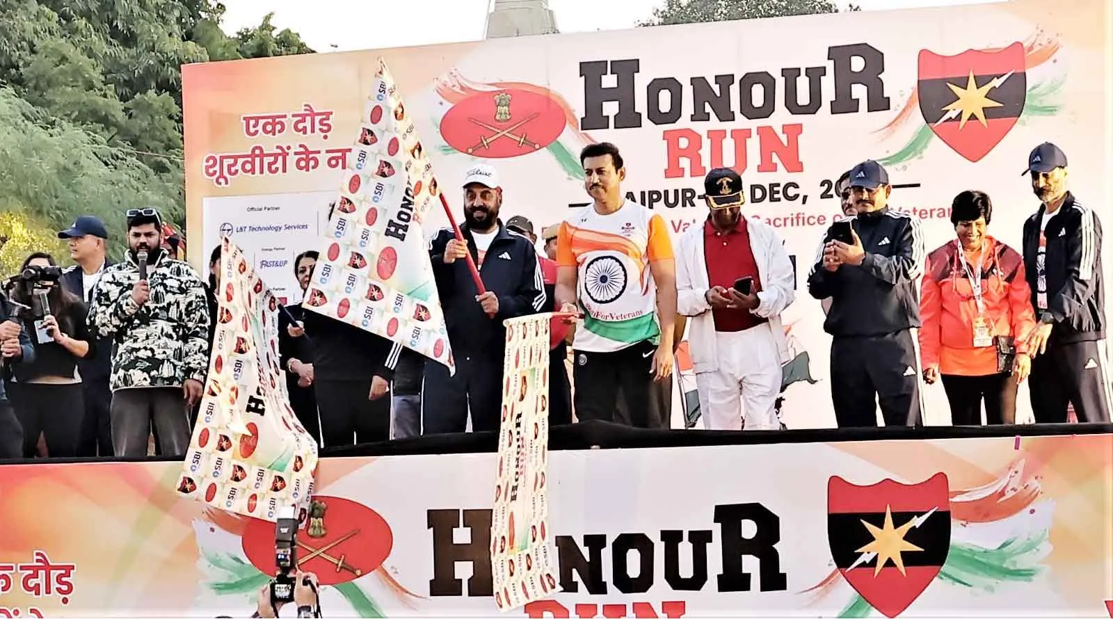 Honor Run Half Marathon: ”हर काम देश के नाम”! भूतपूर्व सैनिकों के सम्मान में ‘ऑनर रन’!