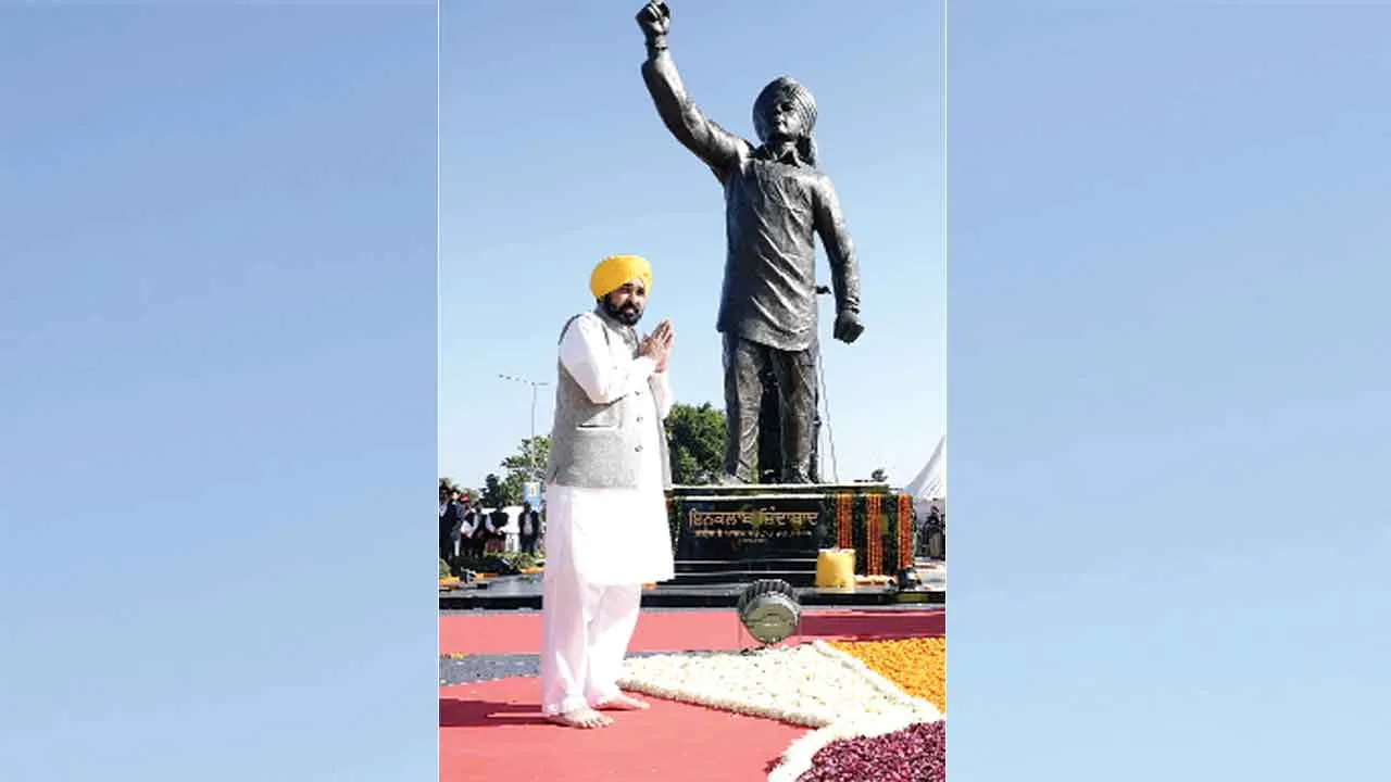 सीएम मान ने ‘निशान-ए-इंकलाब’ प्लाजा लोगों को किया समर्पित