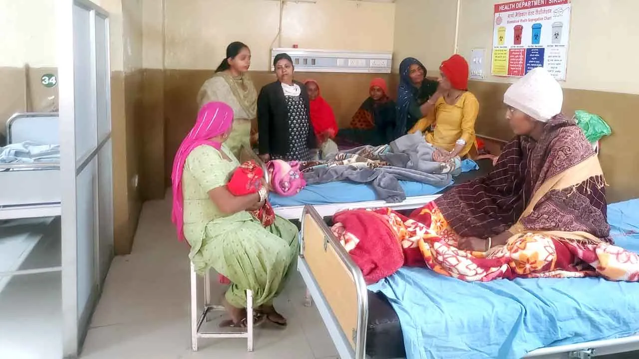 Civil Hospital: भाजपा महिला मोर्चा टीम ने नागरिक अस्पताल का किया निरीक्षण
