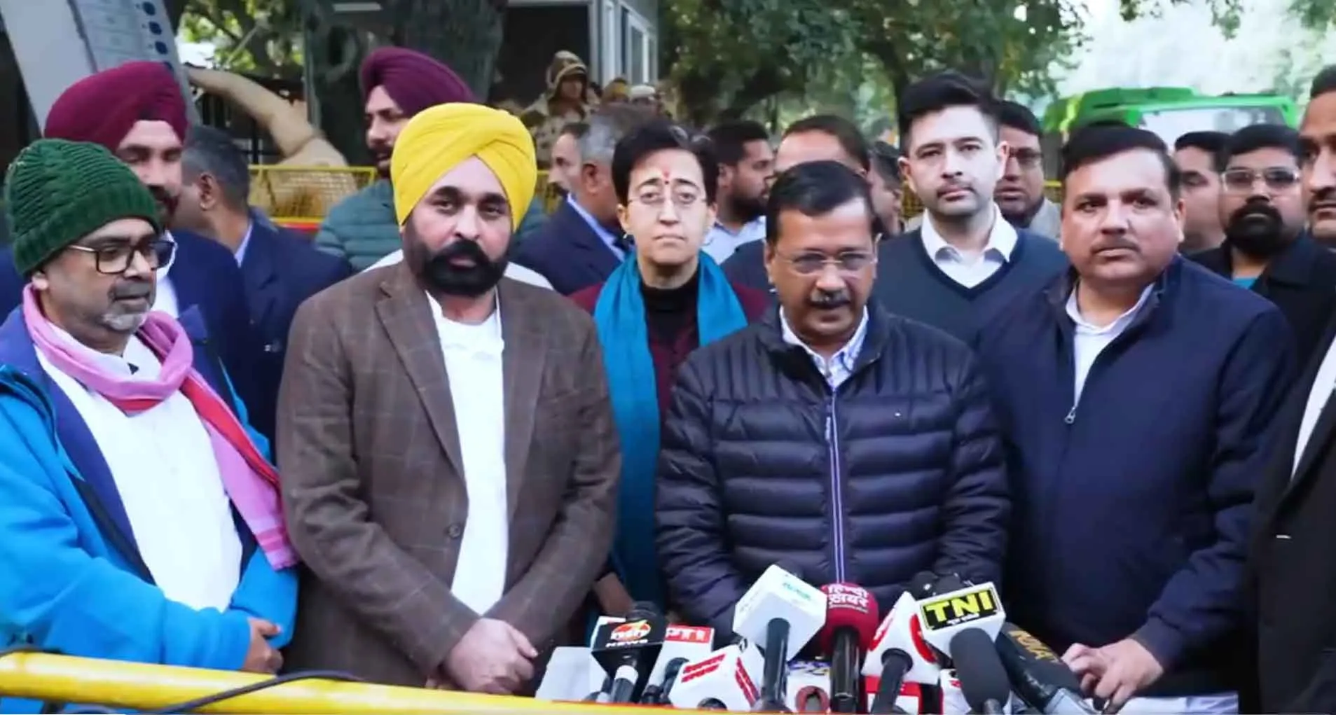 Delhi Elections: दिल्ली सीएम आतिशी के खिलाफ एफआईआर दर्ज!