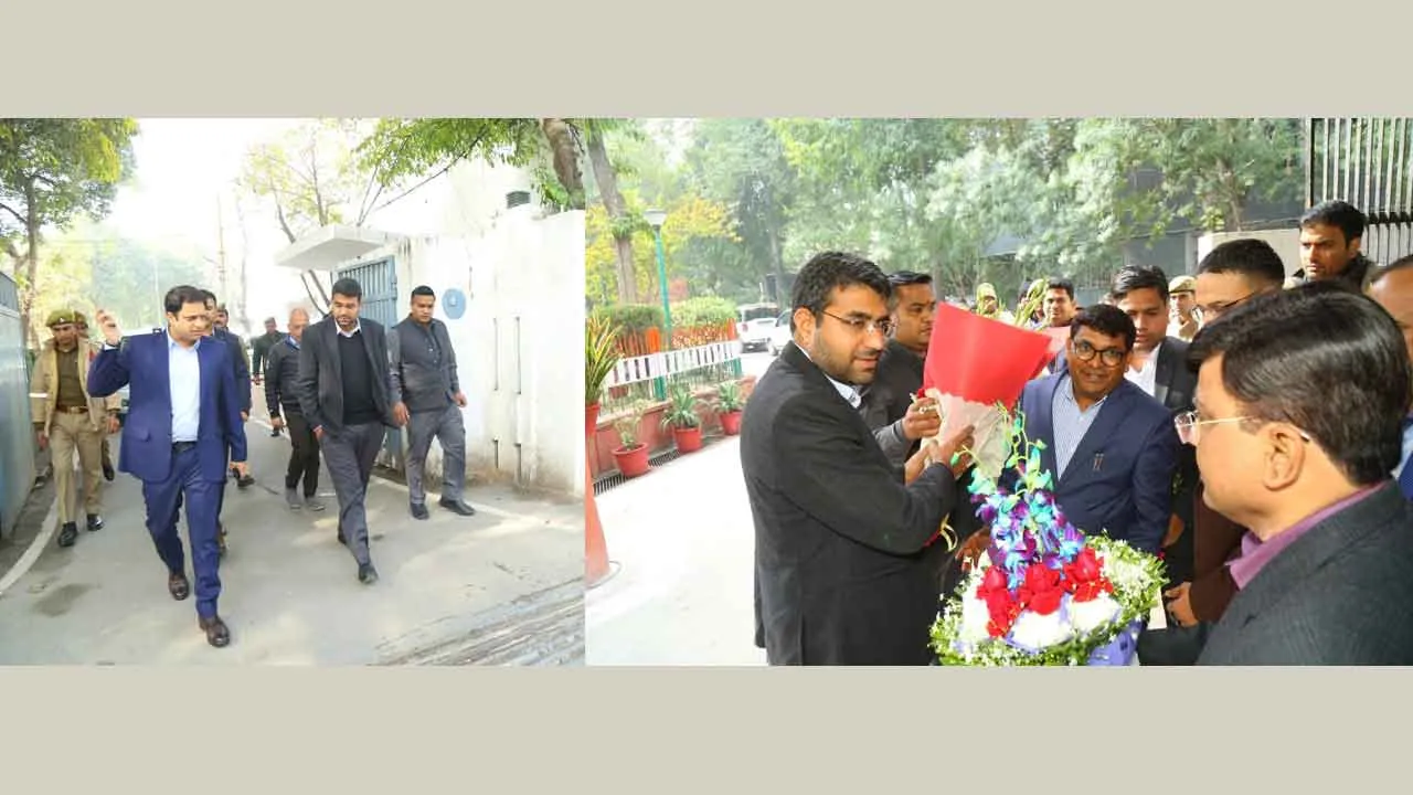 युवा आईएएस दीपक मीणा ने संभाला नव नियुक्त डीएम गाजियाबाद का कार्यभार