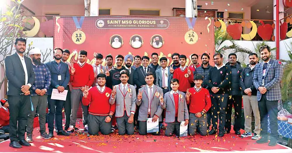 10th, 11th Results Declared: कैंब्रिज यूनिवर्सिटी में सैंट एमएसजी ग्लोरियस इंटरनेशनल स्कूल बॉयज व गर्ल्स विंग का दबदबा