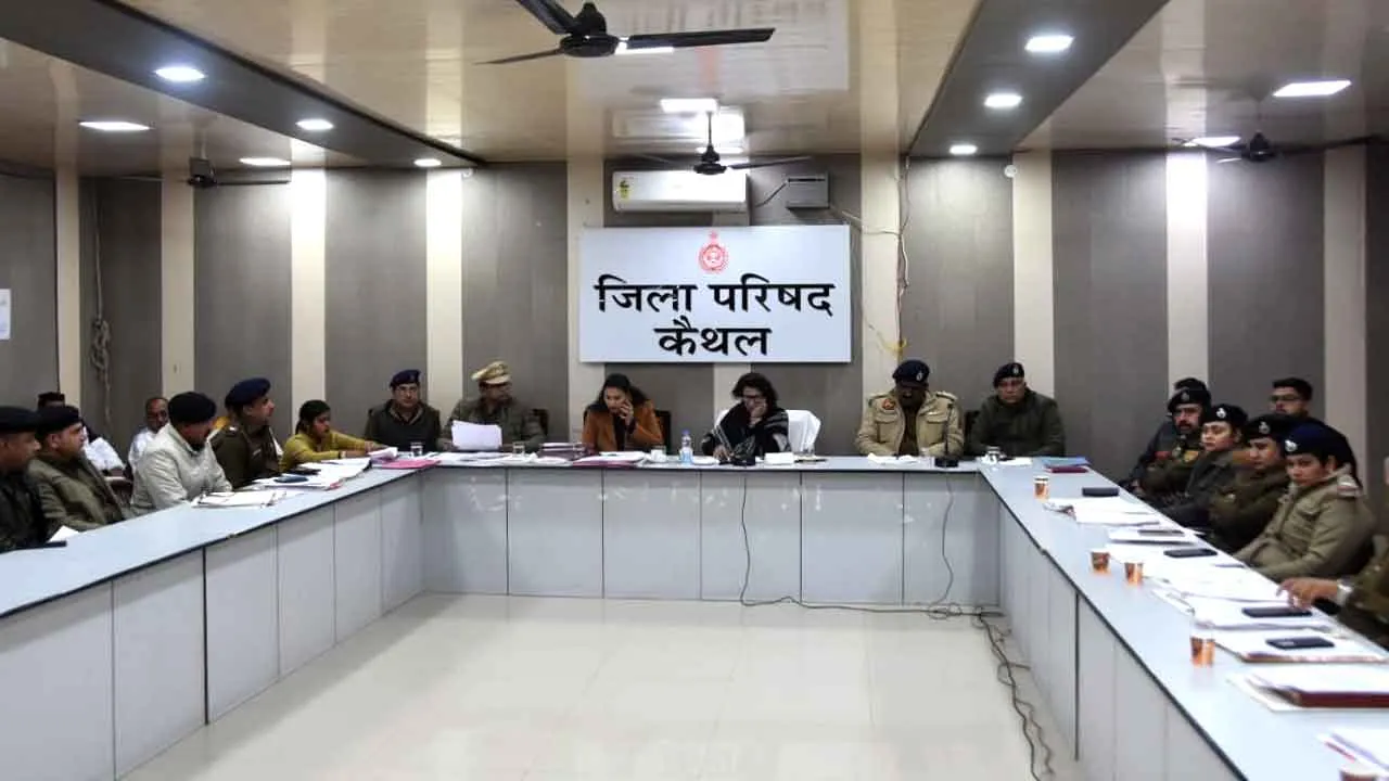 महिला उत्पीड़न से जुड़े मामलों की सुनवाई करने कैथल पहुंची राज्य महिला आयोग की चेयरपर्सन रेनू भाटिया