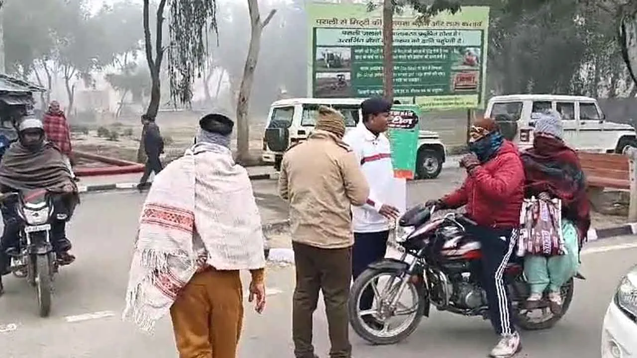 लघु सचिवालय में बिना हेलमेट एंट्री करने वाले हो जाए सावधान