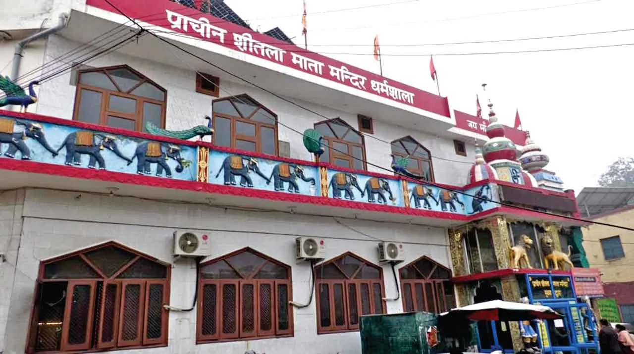 Theft in Temple: अज्ञात चोरों ने प्राचीन मंदिर को बनाया निशाना, 40 किग्रा चांदी के गहने चोरी