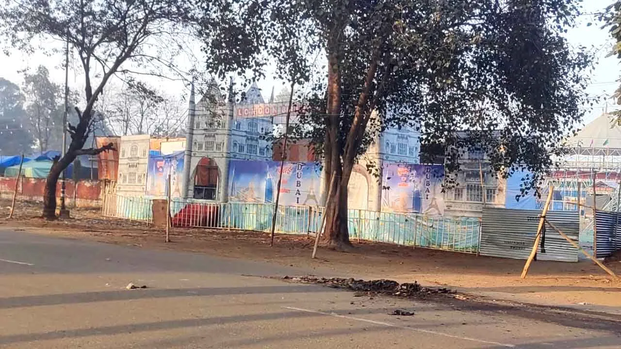 मीरापुर मेले में सुविधाओं का टोटा, प्रशासन के नियमों की उड रही हैं धज्जियां