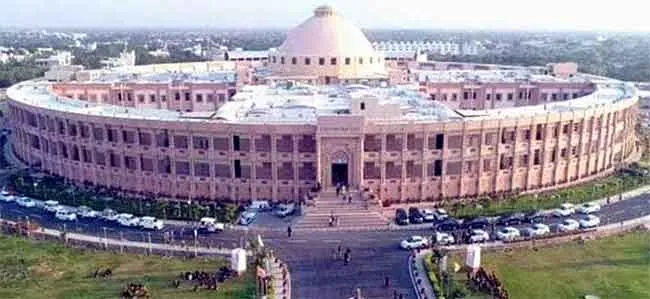 High Court: ट्रेनी एसआई की पोस्टिंग-ट्रेनिंग पर हाईकोर्ट ने लगाई रोक