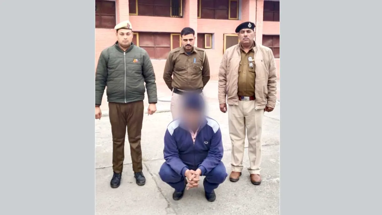क्रेडिट कार्ड के लोन रिकवरी सैटलमेंट के नाम पर किसानों से ठगी का आरोपी गिरफ्तार
