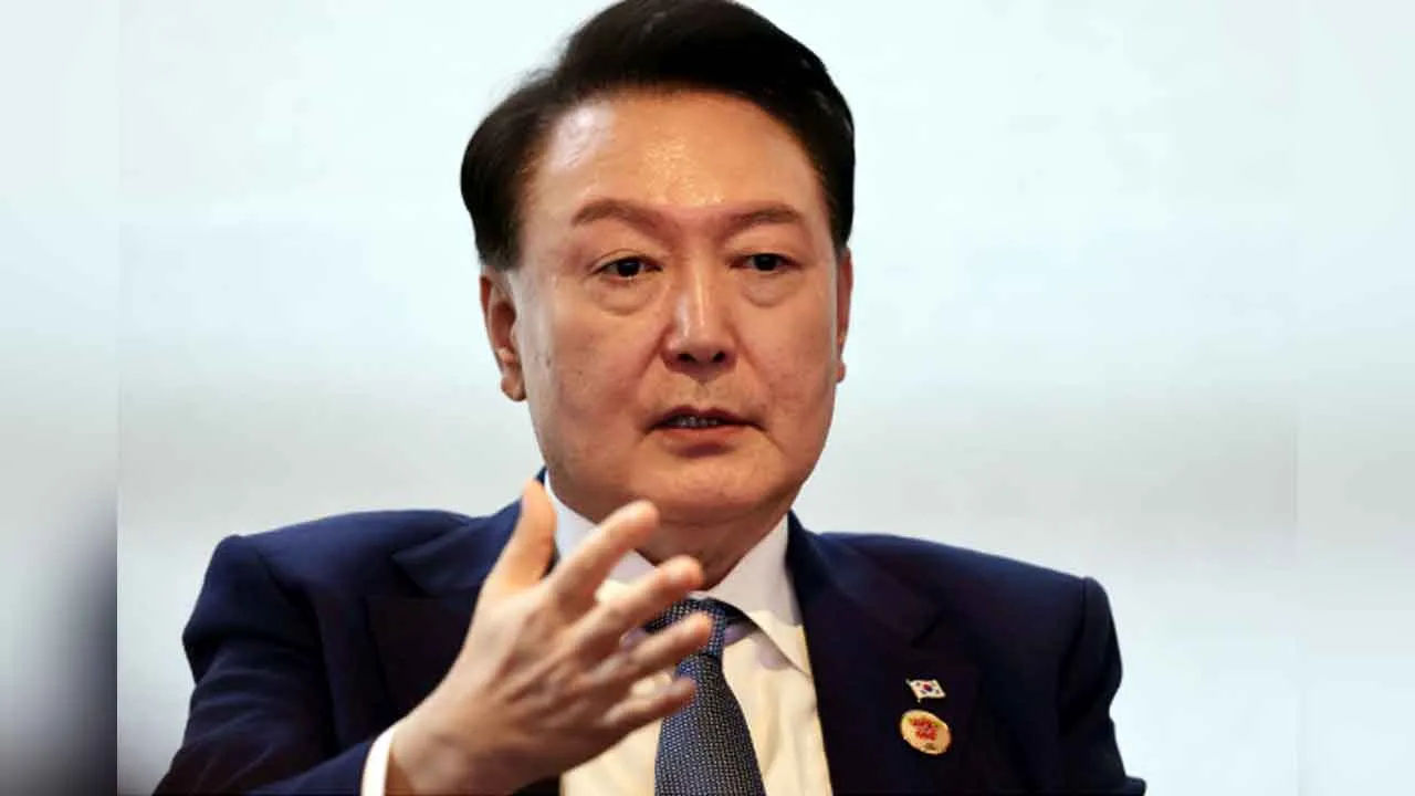 South Korean President Detained: दक्षिण कोरिया के राष्ट्रपति गिरफ्तार