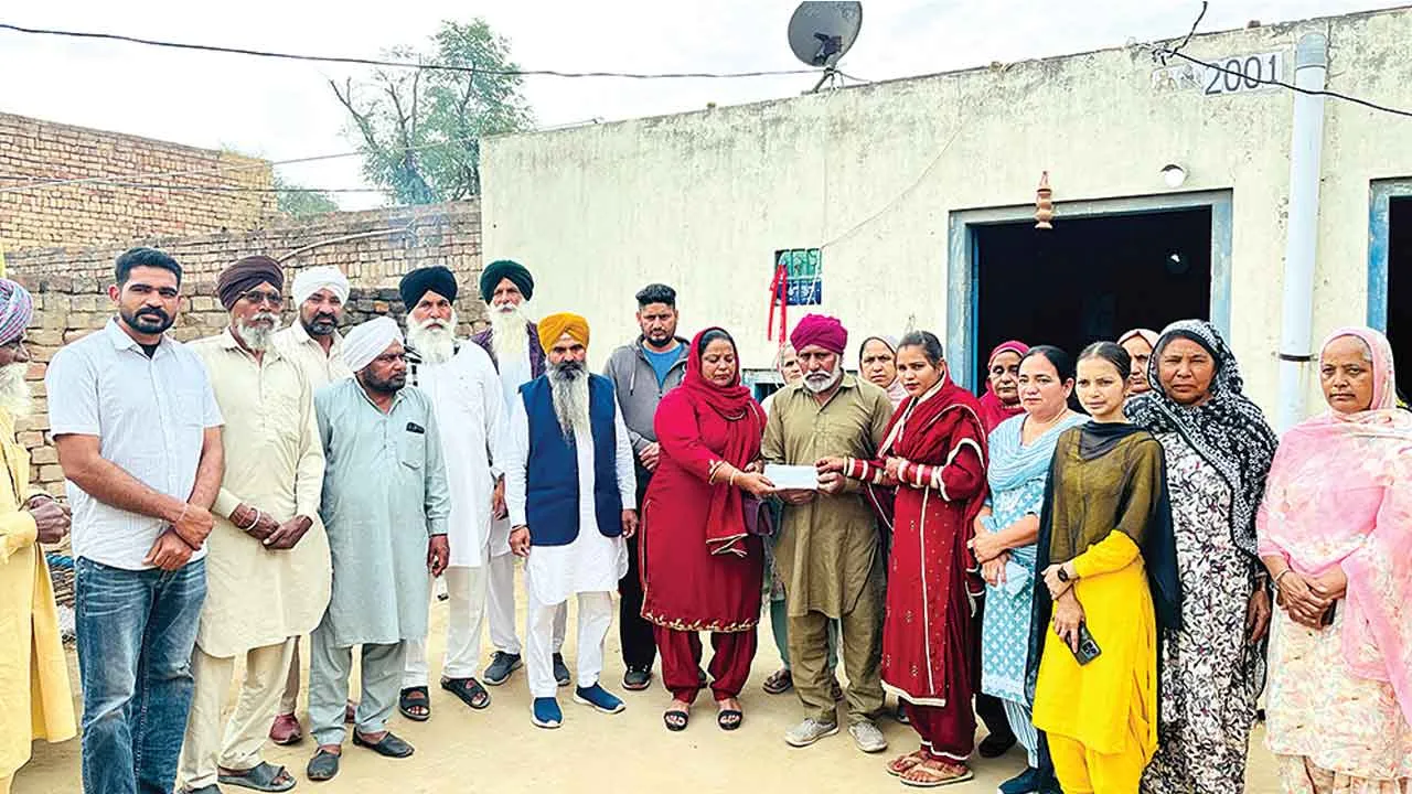 न डीजे बजा, न शोर शराबा, बाराती भी 10