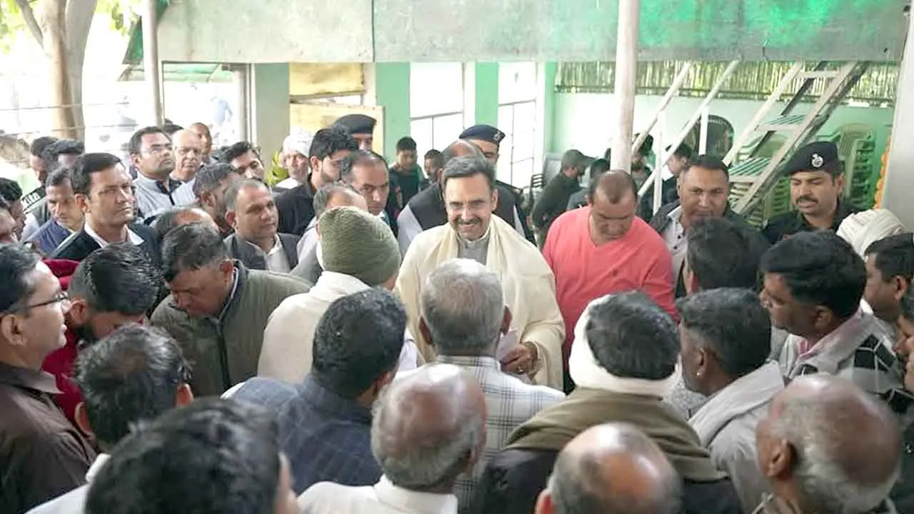 विधानसभा स्पीकर हरविंद्र कल्याण ने सुनी समस्याएं